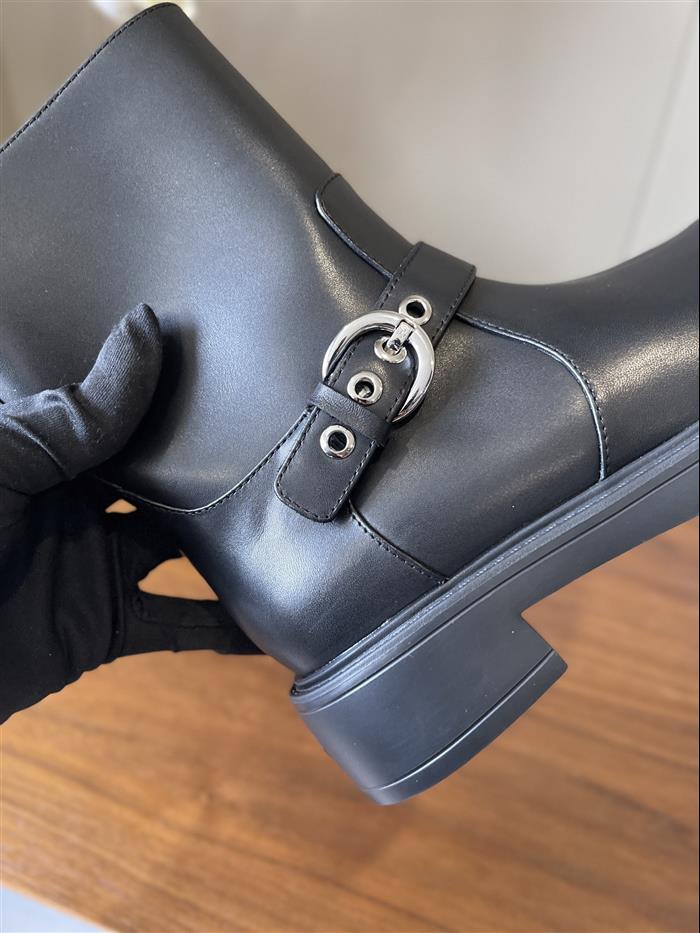 20251128174647503 410